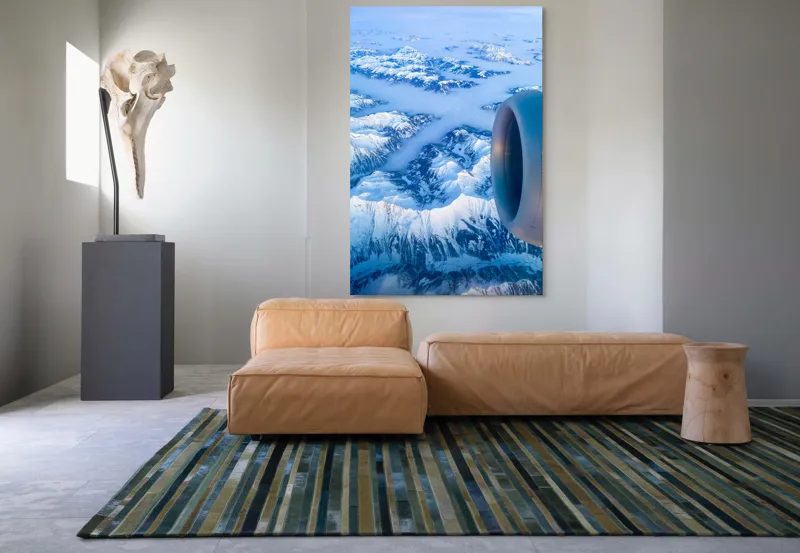 Tablou Canvas, "Vârfuri montane sub cerul senin", Aerian, Munți, Zăpadă, Nor, Turbină, Peisaj, Altitudine, Horizon, Albastru, 100 x 150 cm – poza 7