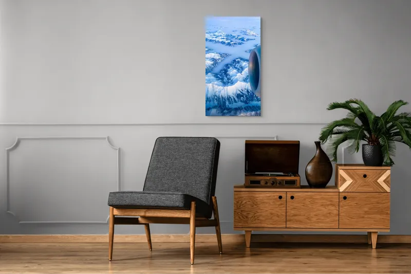 Tablou Canvas, "Vârfuri montane sub cerul senin", Aerian, Munți, Zăpadă, Nor, Turbină, Peisaj, Altitudine, Horizon, Albastru, 50 x 90 cm – poza 8