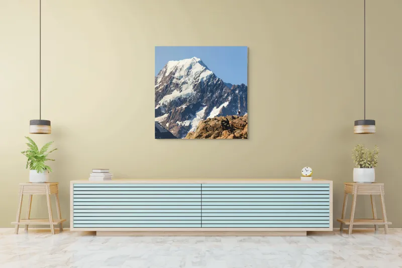 Tablou Canvas, "Un alpinist cucerește înălțimile mărețe", Munte, Zăpadă, Cer, Stânci, Alpinist, 100 x 100 cm – poza 5