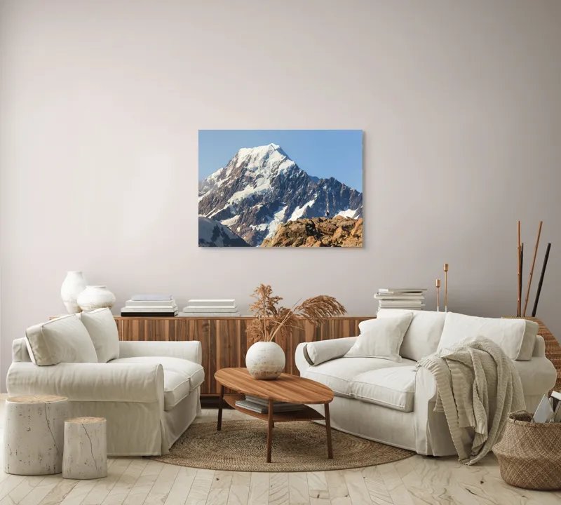 Tablou Canvas, "Un alpinist cucerește înălțimile mărețe", Munte, Zăpadă, Cer, Stânci, Alpinist, 100 x 70 cm – poza 3
