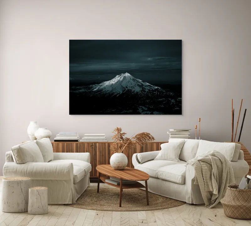 Tablou Canvas, "Lumina lunii peste muntele înzăpezit", Munte, Noapte, Zăpadă, Lumină, Cer, Imagine, Peisaj, Răcoare, Majestuos, 150 x 100 cm – poza 3