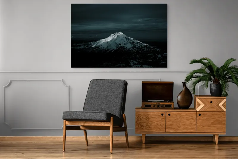Tablou Canvas, "Lumina lunii peste muntele înzăpezit", Munte, Noapte, Zăpadă, Lumină, Cer, Imagine, Peisaj, Răcoare, Majestuos, 150 x 100 cm – poza 8