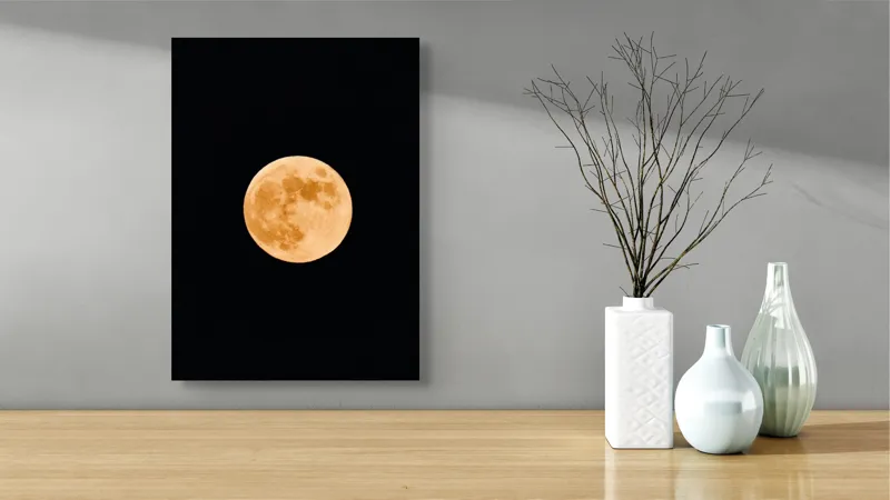 Tablou Canvas, "Luna plină luminând cerul nopții", Lună, Portocalie, Noapte, Cer, Strălucire, Mister, Frumusețe, Rotunjime, Contrast, Senzație, 39 x 54 cm – poza 4