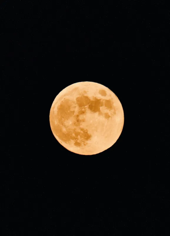 Tablou Canvas, "Luna plină luminând cerul nopții", Lună, Portocalie, Noapte, Cer, Strălucire, Mister, Frumusețe, Rotunjime, Contrast, Senzație, 39 x 54 cm – poza 2