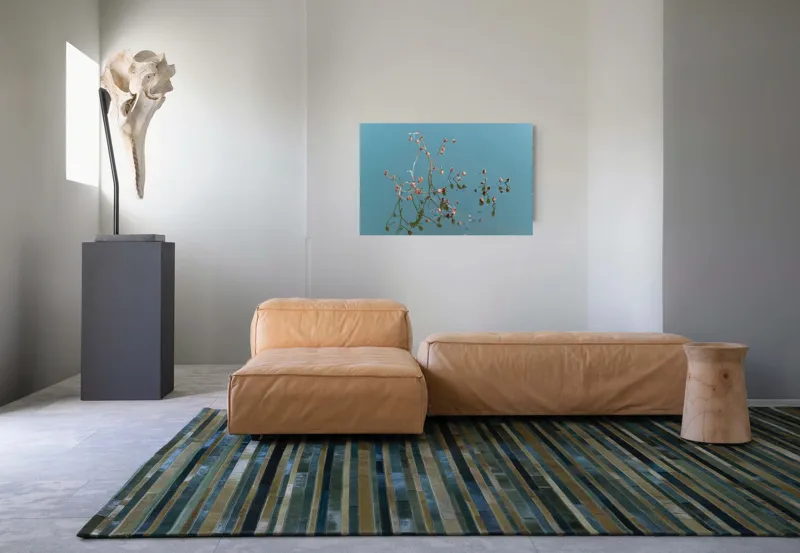 Tablou Canvas, "Reflecții delicate pe apa liniștită", Flori, Reflecții, Apă, Albastru, Natură, Liniște, Rămășițe, Artă, Serenitate, 90 x 50 cm – poza 8