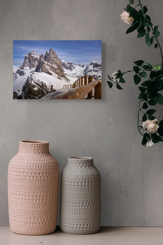 Tablou Canvas, "Drumul spre vârful înzăpezit alpin", Munte, Zăpadă, Cer, Stâncă, Potecă, Iarnă, Priveliște, Senin, Vârfuri, Natură, 39 x 26 cm – poza 4