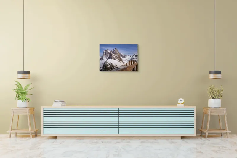 Tablou Canvas, "Drumul spre vârful înzăpezit alpin", Munte, Zăpadă, Cer, Stâncă, Potecă, Iarnă, Priveliște, Senin, Vârfuri, Natură, 70 x 50 cm – poza 7