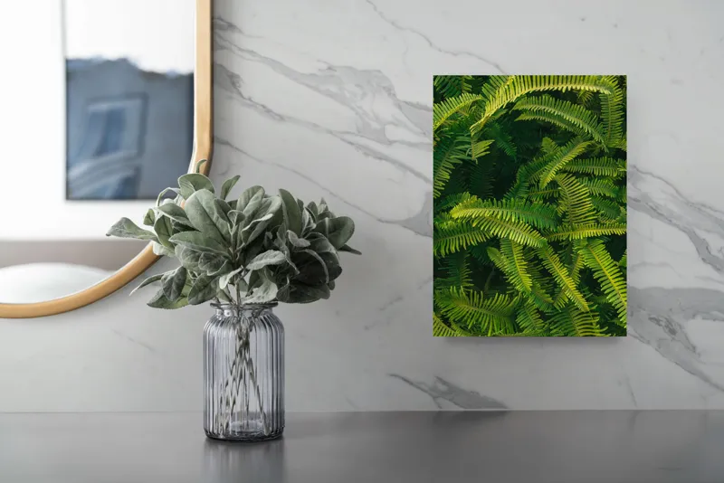 Tablou Canvas, "Ferigi verzi în lumina soarelui", Frunze, Verzi, Luxuriante, Natură, Abundență, Vegetație, Frumusețe, Vitalitate, Textură, Prospețime, 26 x 39 cm – poza 4