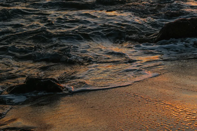 Tablou Canvas, "Valurile mării la apusul soarelui", Valuri, Apus, Nisip, Reflecții, Liniște, Natură, Ocean, 150 x 100 cm – poza 2