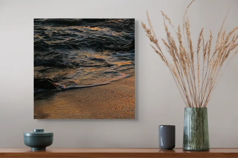 Tablou Canvas, "Valurile mării la apusul soarelui", Valuri, Apus, Nisip, Reflecții, Liniște, Natură, Ocean, 50 x 50 cm – poza 4