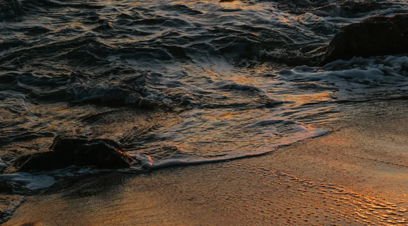 Tablou Canvas, "Valurile mării la apusul soarelui", Valuri, Apus, Nisip, Reflecții, Liniște, Natură, Ocean, 90 x 50 cm – poza 2