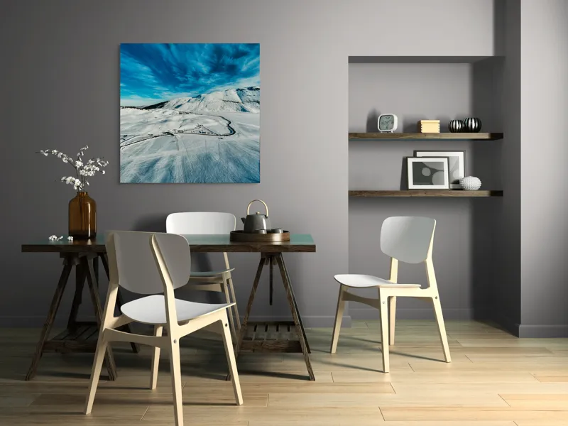Tablou Canvas, "Iarna pe căi serpentine sub cer senin", Alb, Întindere, Munte, Cer, Nor, Drum, Zăpadă, Pitoresc, Liniște, Înghețat, 100 x 100 cm – poza 6