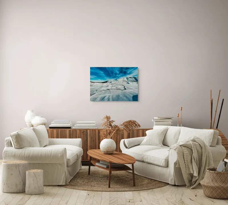 Tablou Canvas, "Iarna pe căi serpentine sub cer senin", Alb, Întindere, Munte, Cer, Nor, Drum, Zăpadă, Pitoresc, Liniște, Înghețat, 70 x 50 cm – poza 6