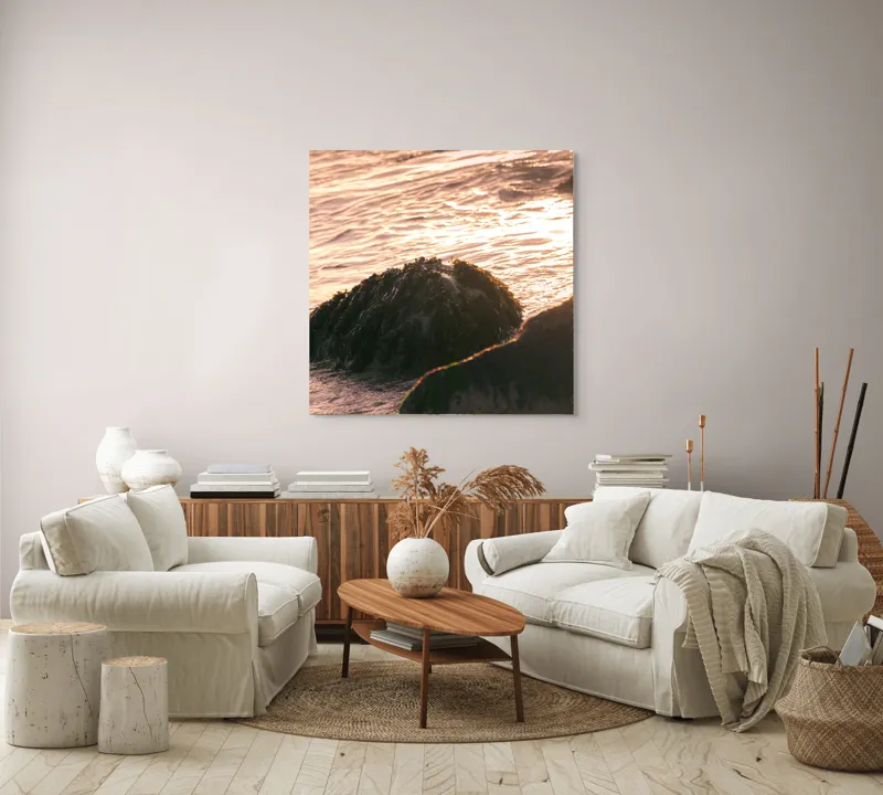 Tablou Canvas, "Iluminarea mării la apusul soarelui", Valuri, Apus, Stânci, Alge, Lumină, Reflecții, Textură, Natură, 100 x 100 cm – poza 3
