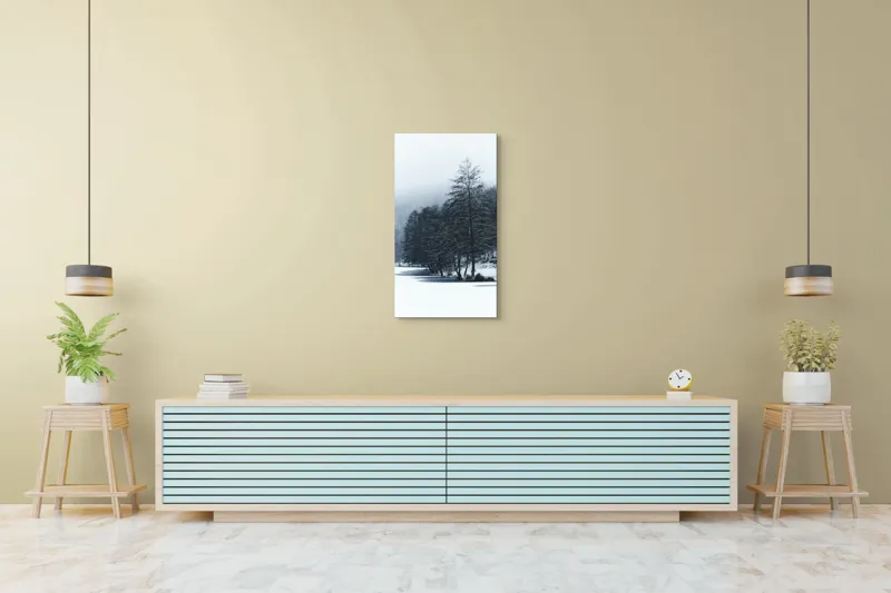 Tablou Canvas, "Copaci înghețați pe malul lacului", Iarnă, Pădure, Zăpadă, Liniște, Apă Înghețată, Copaci, Norii, Peisaj, Umbre, Frig, 50 x 90 cm – poza 6