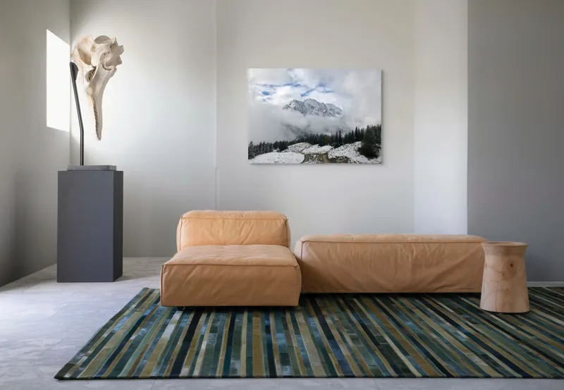 Tablou Canvas, "Vârful înghețat printre nori albi", Nori, Munți, Zăpadă, Pini, Cărare, Peisaj, Cer, Albastru, Frig, Natură, 100 x 70 cm – poza 7