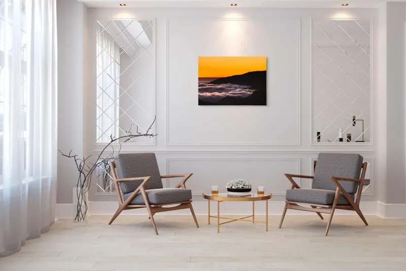 Tablou Canvas, "Marea de nori sub cerul portocaliu", Cer, Nori, Apus, Siluetă, Calm, Munți, 100 x 70 cm – poza 5