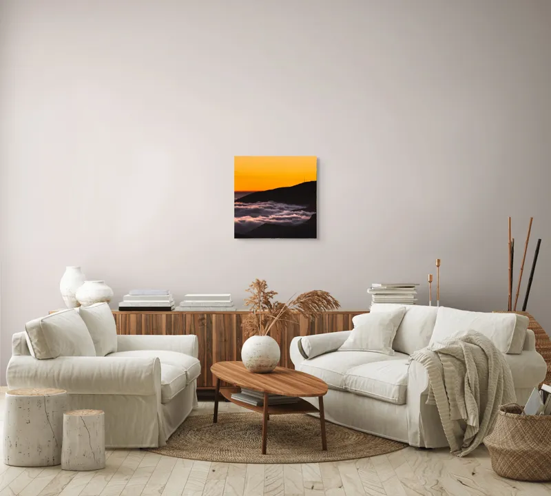 Tablou Canvas, "Marea de nori sub cerul portocaliu", Cer, Nori, Apus, Siluetă, Calm, Munți, 50 x 50 cm – poza 7