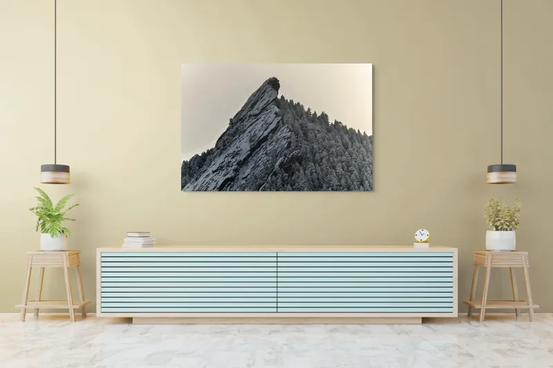 Tablou Canvas, "Piatra înghețată sub cerul noros", Rocă, Zăpadă, Pădure, Cer, Iarnă, 150 x 100 cm – poza 6