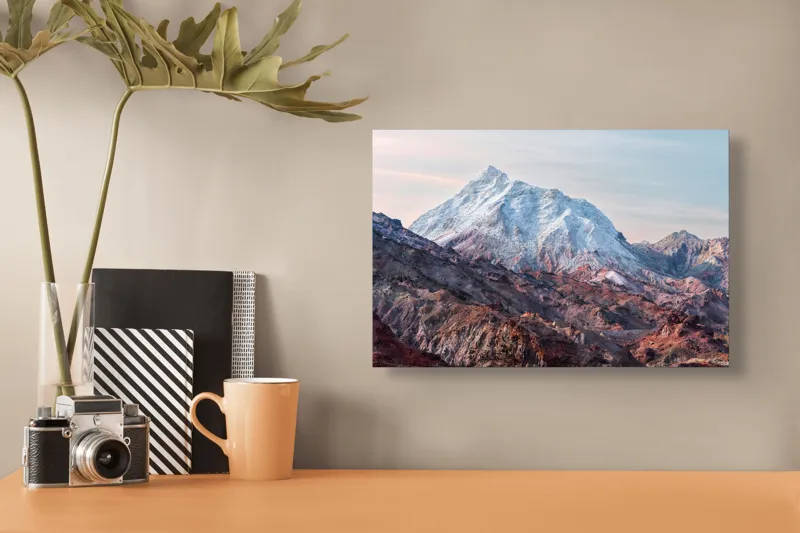 Tablou Canvas, "Zăpezile eterne ale muntelui colorat", Alb, Stâncos, Magnific, Înghețat, Impunător, Liniștitor, Pitoresc, Atrăgător, Sclipitor, Tăcut, 39 x 26 cm – poza 3