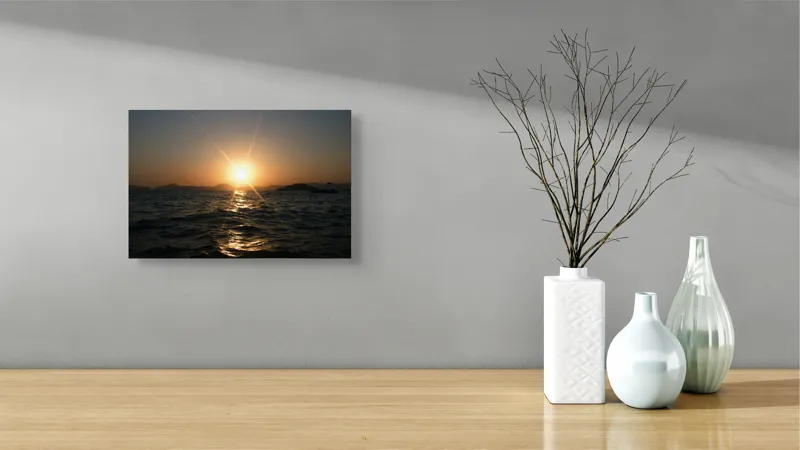 Tablou Canvas, "Apus liniștit peste oceanul îndepărtat", Soare, Apus, Ocean, Valuri, Siluetă, Lumină, Cer, Reflexii, Liniște, Peisaj, 39 x 26 cm – poza 8
