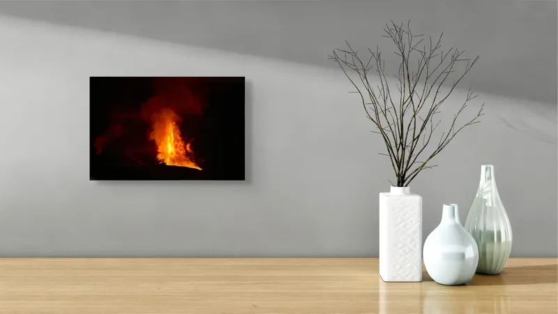 Tablou Canvas, "Erupția vulcanului în noapte misterioasă", Foc, Erupție, Lumină, Noapte, Căldură, Natură, Spectacol, Energie, Intensitate, Forță, 39 x 26 cm – poza 8