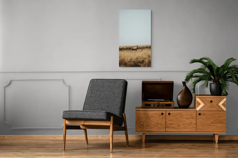 Tablou Canvas, "Cerbul singuratic în savana pustie", Cer, Cerb, Câmpie, Solitudine, Natură, Serenitate, Peisaj, Calm, Izolare, Pajiște, 50 x 90 cm – poza 8