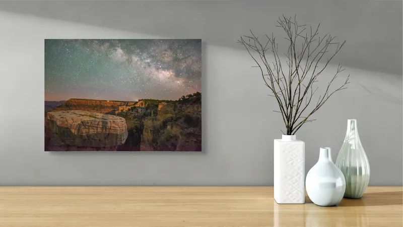 Tablou Canvas, "Calea Lactee peste Marele Canion", Stele, Cer, Canion, Noapte, Fascinație, Natură, Mister, Grandios, Frumusețe, 54 x 39 cm – poza 3