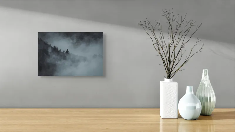 Tablou Canvas, "Pădurea cufundată în ceață albăstruie", Ceață, Pădure, Mister, Tăcere, Umbre, Întuneric, Liniște, Vârfuri, Melancolie, Natură, 39 x 26 cm – poza 8
