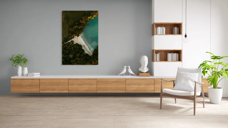 Tablou Canvas, "Tărâm de vis la marginea apei", Plajă, Apă, Verdeață, Copaci, Vedere, Aerială, Peisaj, Nisip, Natură, Tranquilitate, 100 x 150 cm – poza 8