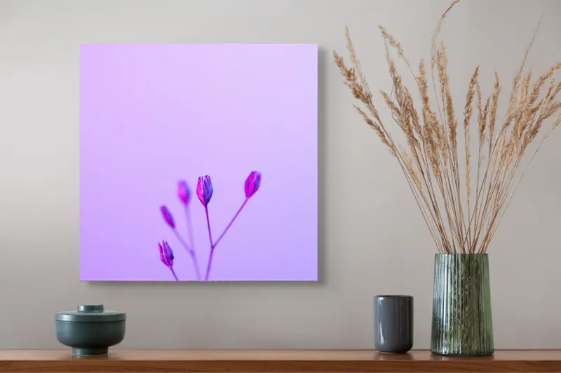 Tablou Canvas, "Boboci timizi pe fundal mov", Flori, Buds, Liliac, Minimalism, Calm, Simplu, Pastel, 50 x 50 cm – poza 4