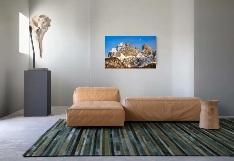 Tablou Canvas, "Luna se ridică peste munți", Munți, Zăpadă, Pădure, Cer, Lună, Stânci, 90 x 50 cm – poza 8