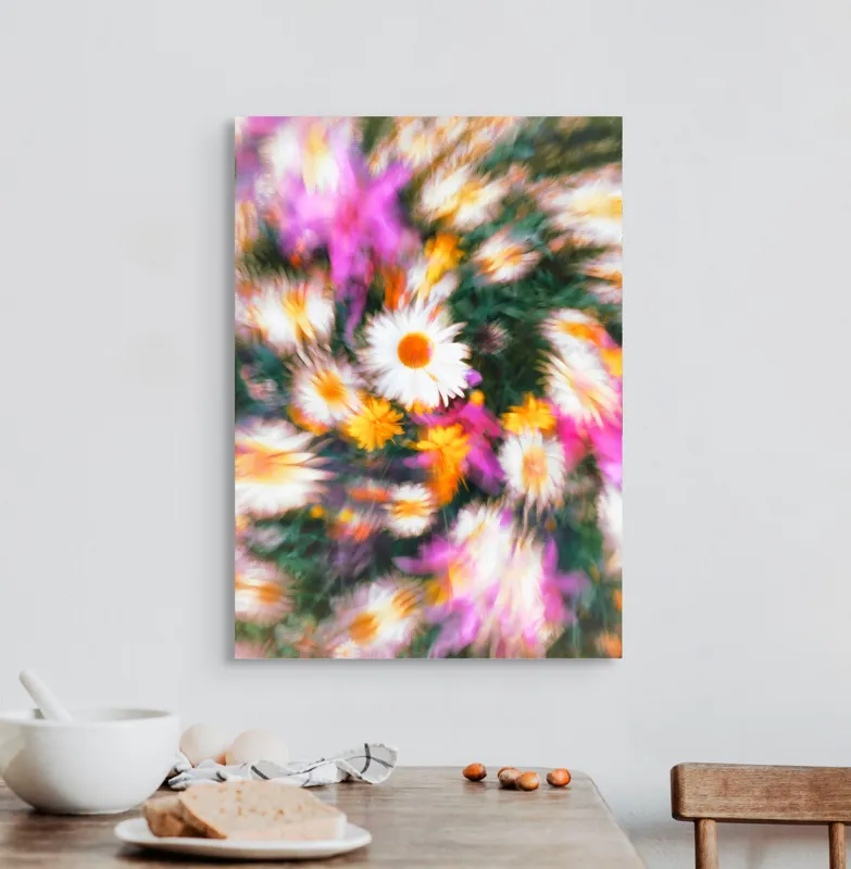 Tablou Canvas, "Vârtej floral într-o vară colorată", Flori, Culori, Dinamism, Energie, Vioiciune, Natură, Petale, Vârtej, Primăvară, Strălucire, 50 x 70 cm – poza 3