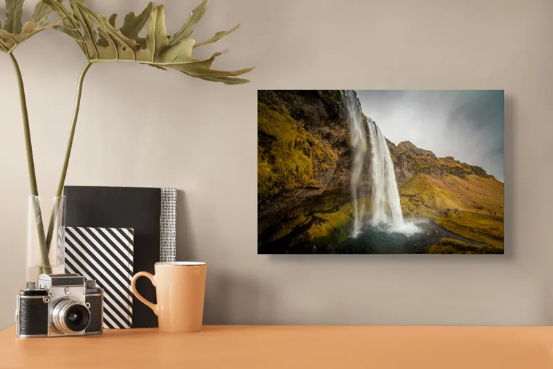 Tablou Canvas, "Cascada tainică din munții verzi", Cascadă, Apă, Roci, Mușchi, Cer, Natură, Inalt., 39 x 26 cm – poza 3