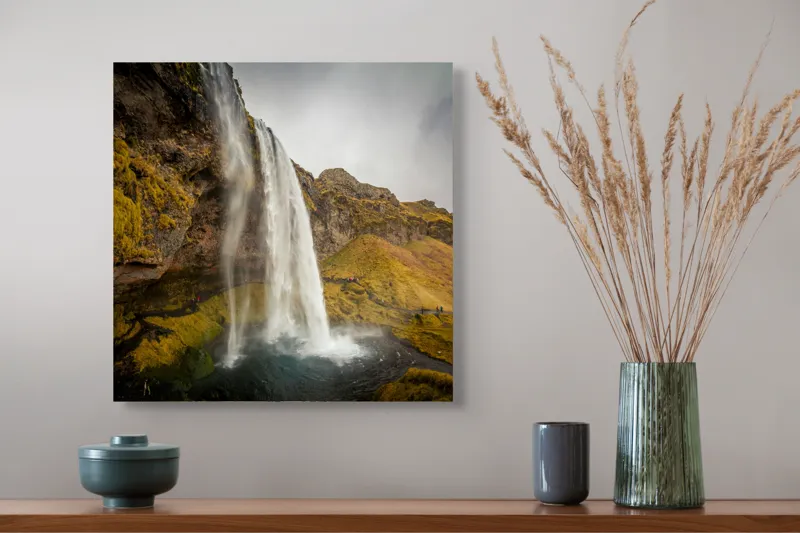 Tablou Canvas, "Cascada tainică din munții verzi", Cascadă, Apă, Roci, Mușchi, Cer, Natură, Inalt., 50 x 50 cm – poza 4
