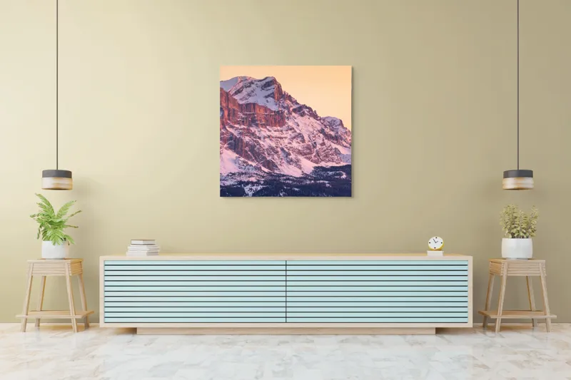 Tablou Canvas, "Aurora peste munții îmbrăcați în zăpadă", Măreție, Strălucire, Răsărit, Vârfuri, Zăpadă, Pădure, Tranquilitate, Grație, 100 x 100 cm – poza 5