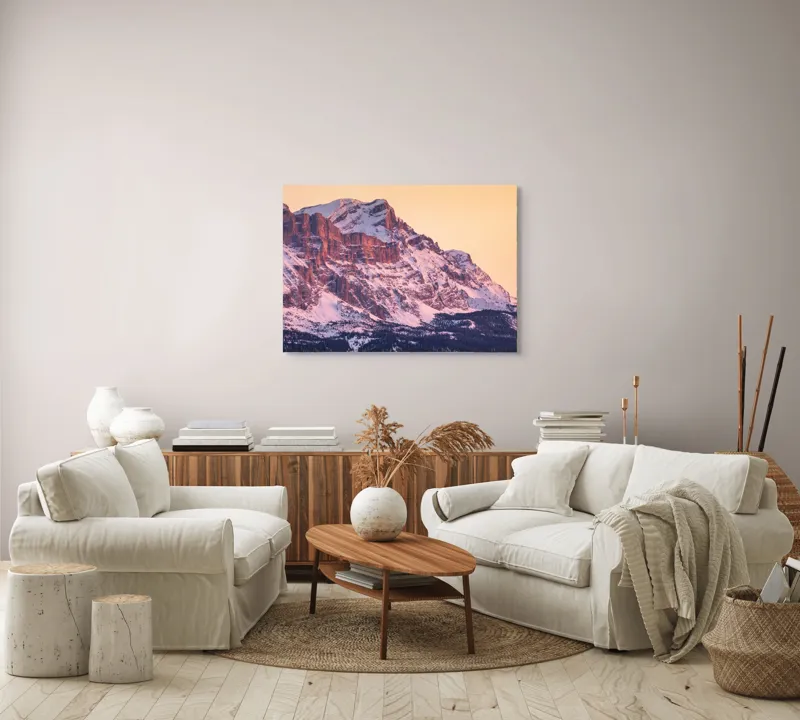 Tablou Canvas, "Aurora peste munții îmbrăcați în zăpadă", Măreție, Strălucire, Răsărit, Vârfuri, Zăpadă, Pădure, Tranquilitate, Grație, 100 x 70 cm – poza 3