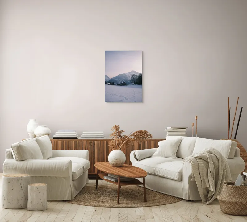 Tablou Canvas, "Căsuța singuratică din munți iarna", Zăpadă, Munți, Cer, Căsuțe, Copaci, Amurg, Serenitate, 50 x 70 cm – poza 4