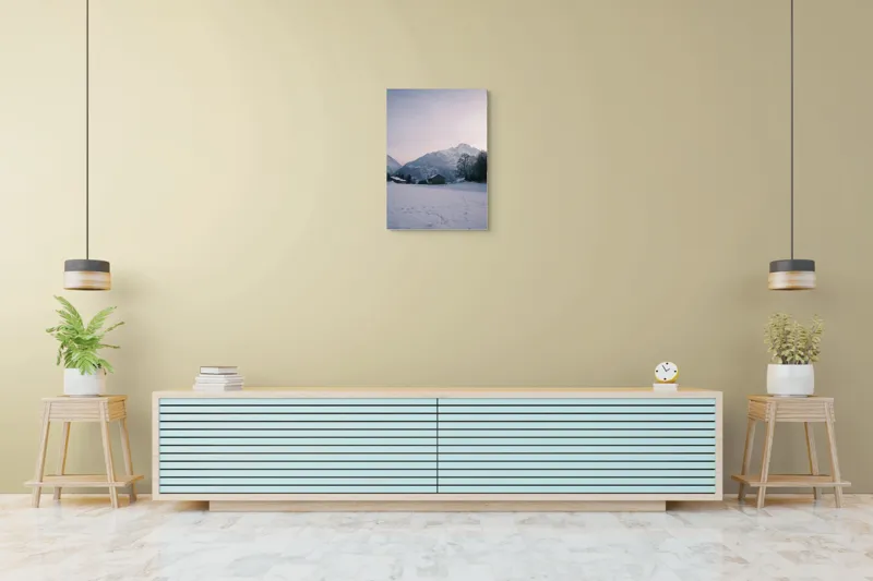 Tablou Canvas, "Căsuța singuratică din munți iarna", Zăpadă, Munți, Cer, Căsuțe, Copaci, Amurg, Serenitate, 50 x 70 cm – poza 6