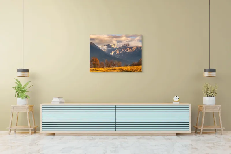 Tablou Canvas, "Misterul norilor peste munți aurii", Nor, Munți, Copaci, Toamnă, Peisaj, Câmpie, Cer, Apus, Lumină, Umbre, 100 x 70 cm – poza 4