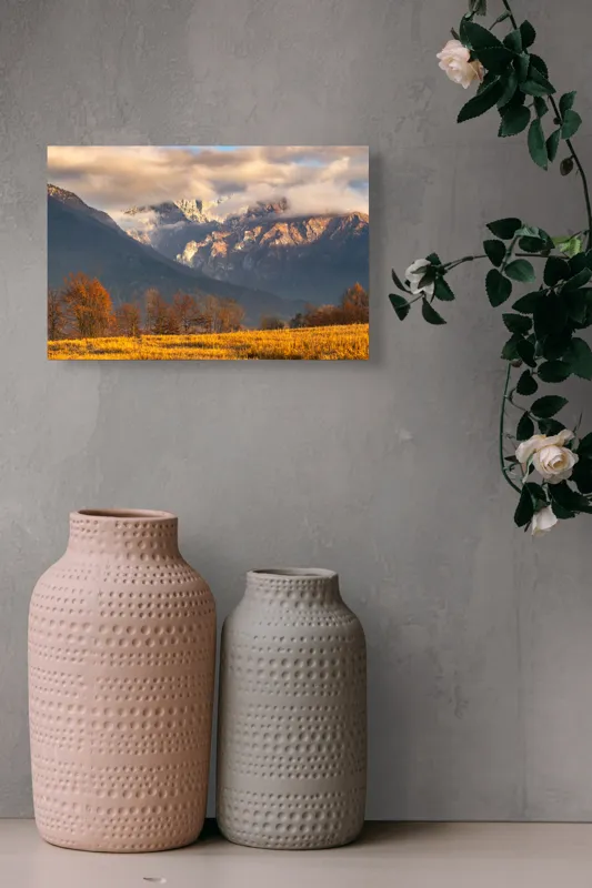 Tablou Canvas, "Misterul norilor peste munți aurii", Nor, Munți, Copaci, Toamnă, Peisaj, Câmpie, Cer, Apus, Lumină, Umbre, 39 x 26 cm – poza 4