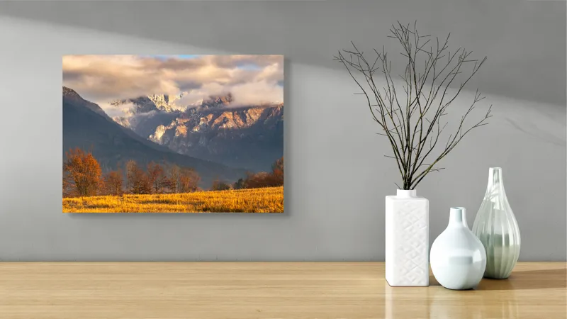 Tablou Canvas, "Misterul norilor peste munți aurii", Nor, Munți, Copaci, Toamnă, Peisaj, Câmpie, Cer, Apus, Lumină, Umbre, 54 x 39 cm – poza 3