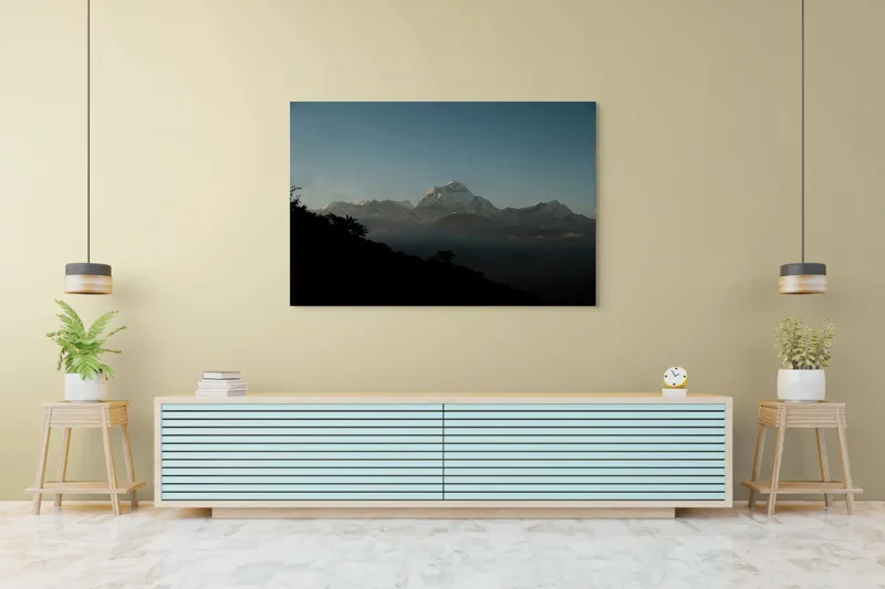 Tablou Canvas, "Lumina dimineții pe vârfuri alpine", Majestuos, Întunecat, Pitoresc, Imens, Tranquil, Rece, Impunător, Serafic, Solitar, 150 x 100 cm – poza 6