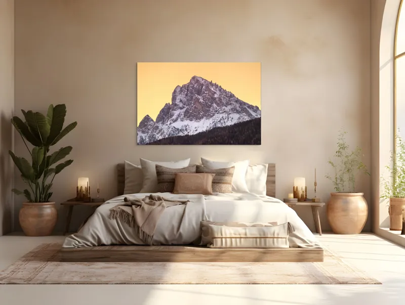 Tablou Canvas, "Vârfuri de munte sub cerul auriu", Munte, Zăpadă, Apus, Cer, Stâncă, Pădure, Siluetă, 150 x 100 cm – poza 4