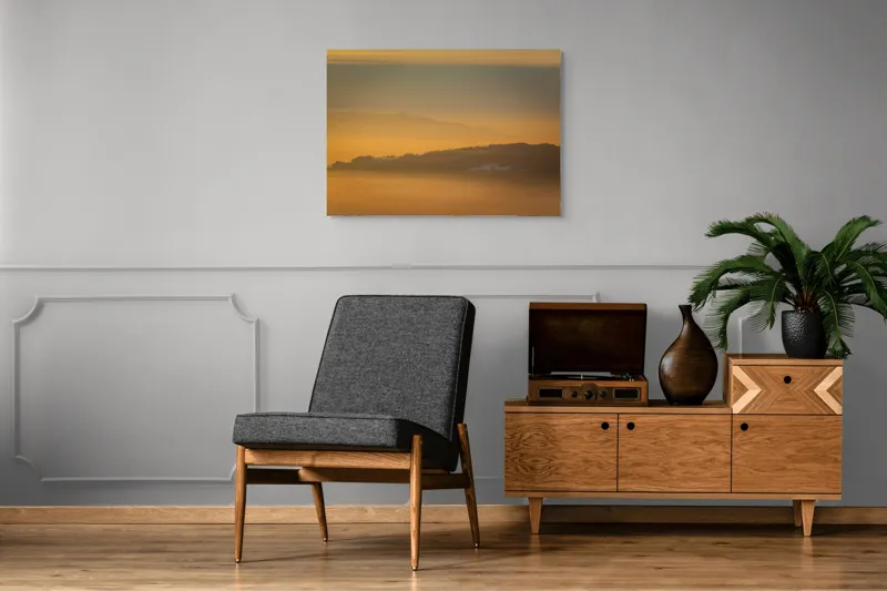 Tablou Canvas, "Dimineață aurie peste munți îndepărtați", Aurora, Serenitate, Munți, Ceață, Răsărit, Peisaj, Natură, 100 x 70 cm – poza 8