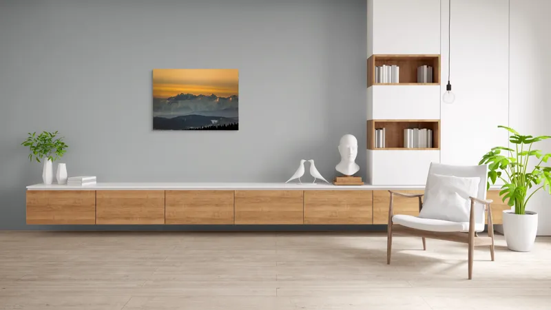 Tablou Canvas, "Zorii zilei peste munții înzăpeziți", Munți, Apus, Lumină, Zăpadă, Siluetă, Nor, Orizont, Peisaj, 100 x 70 cm – poza 6
