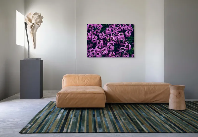 Tablou Canvas, "Albine printre florile de liliac", Flori, Mov, Albina, Natură, Delicat, Viu, Plante, Verdeață, 100 x 70 cm – poza 7