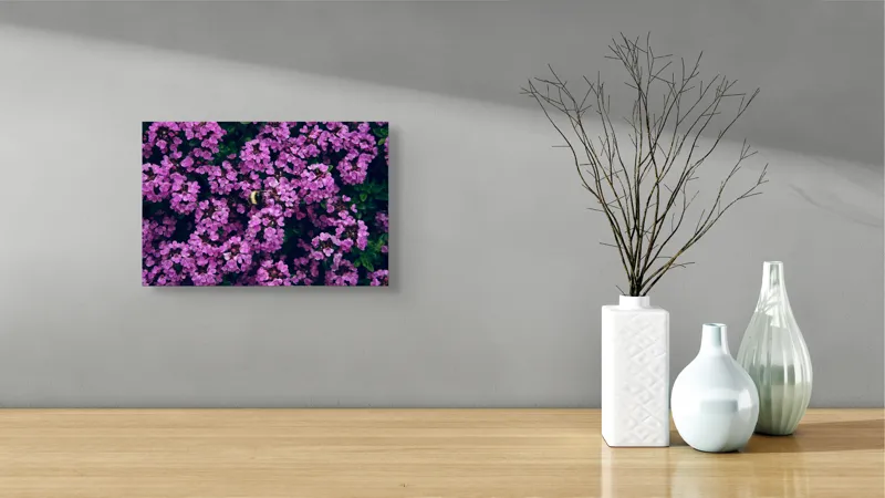 Tablou Canvas, "Albine printre florile de liliac", Flori, Mov, Albina, Natură, Delicat, Viu, Plante, Verdeață, 39 x 26 cm – poza 8