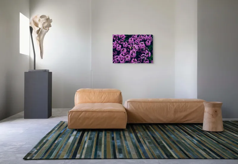 Tablou Canvas, "Albine printre florile de liliac", Flori, Mov, Albina, Natură, Delicat, Viu, Plante, Verdeață, 70 x 50 cm – poza 8