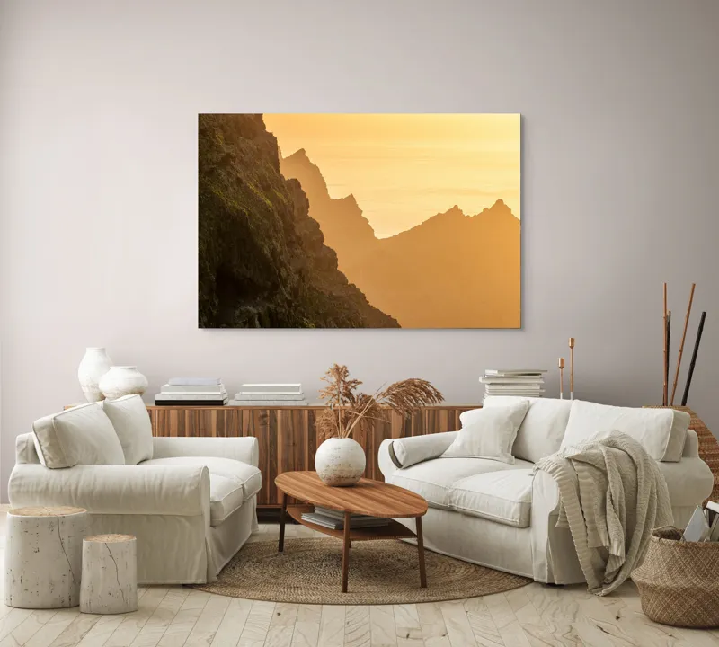 Tablou Canvas, "Razele soarelui peste munți stâncoși", Munte, Apus, Pădure, Cer, Aurziu, Stânci, Lumină, Siluetă, 150 x 100 cm – poza 3